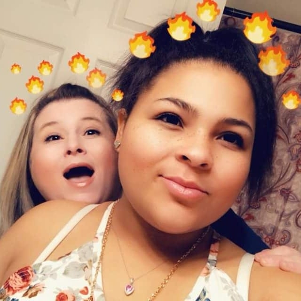 Meet your Posher, Latisha